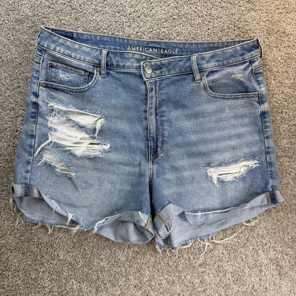 American Eagle Mom Shorts Womens 18 Blue Denim Hi Rise Distressed Cuffed Stretch